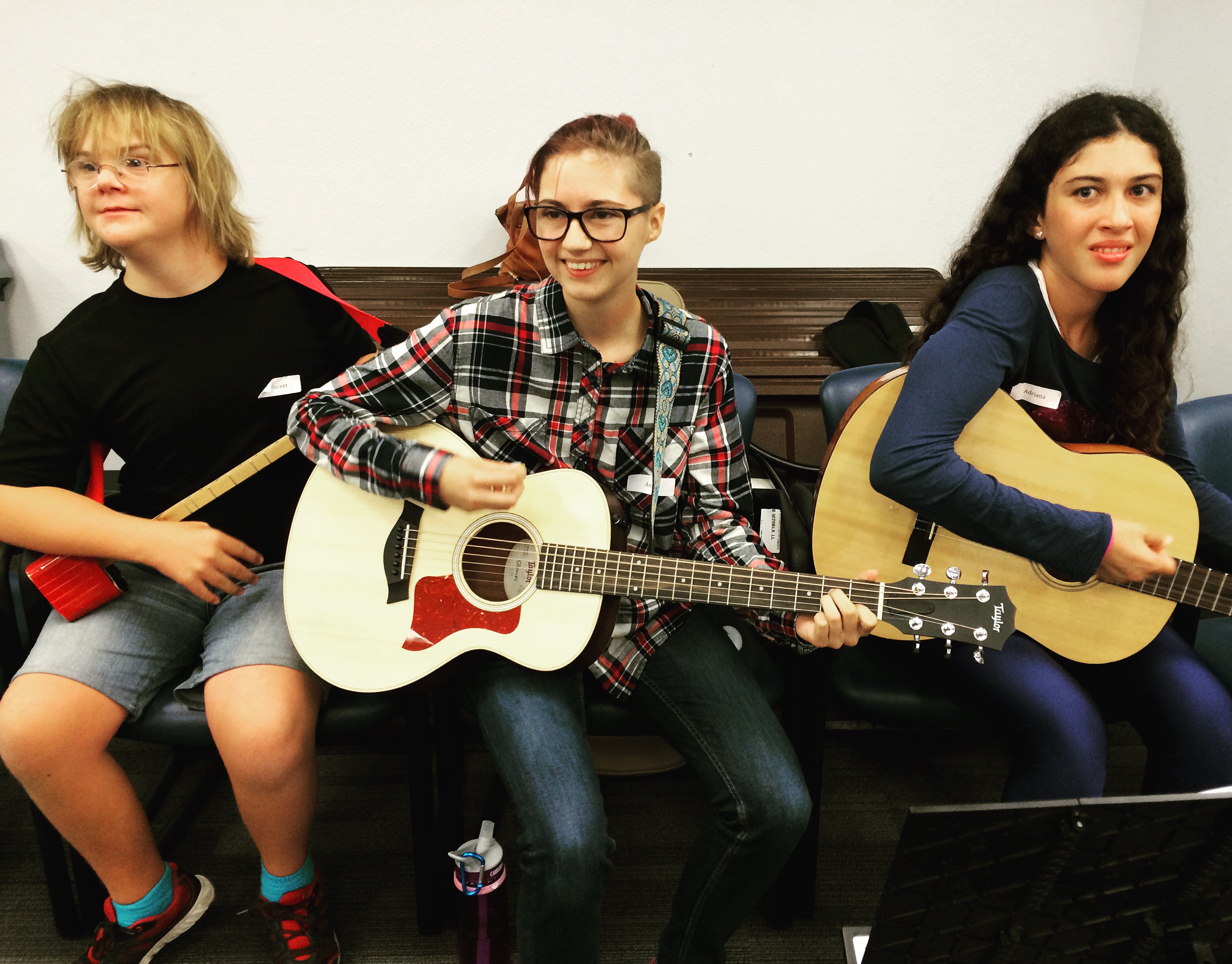 JamSession-girlsguitar